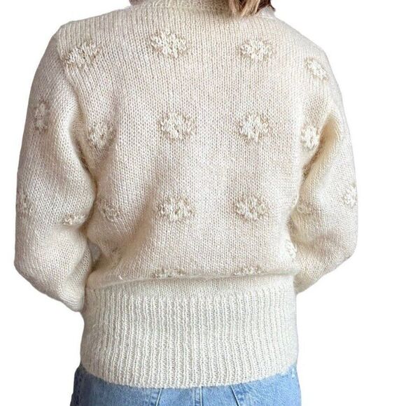 Vintage 80s Ellen Tracy Hand Knit White Mohair Blend Fluffy Turtleneck Sweater - Picture 4 of 10
